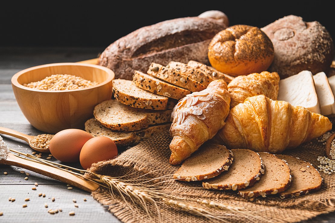 Auswahl an Brot und Brötchen